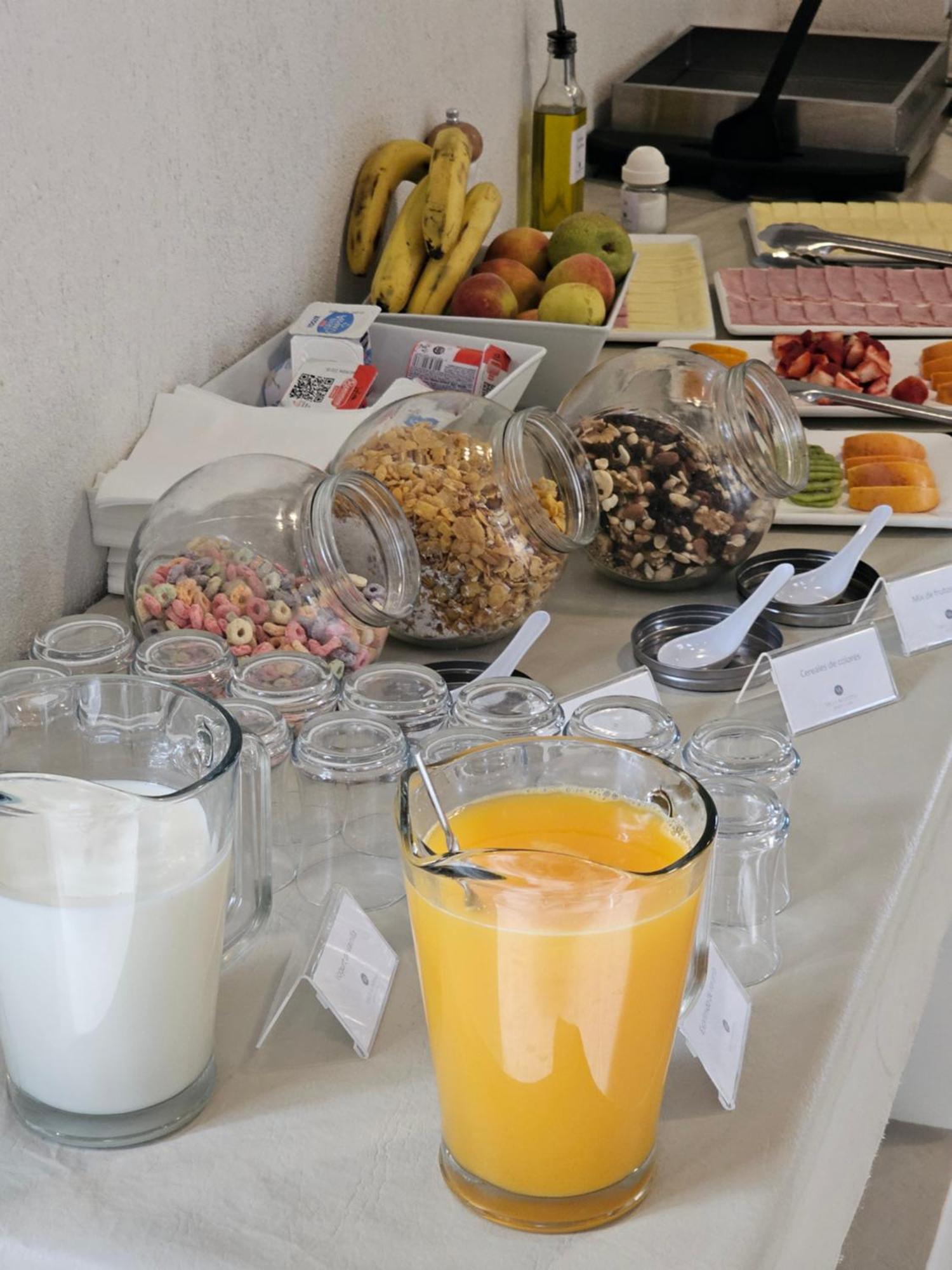 Apartahotel Agostina &